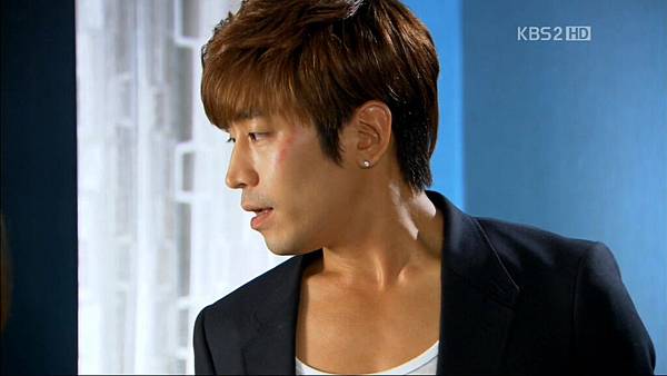 Myung.Wol.the.Spy.E15.720p.HDTV.x264-AREA11.mkv_20110904_131505.jpg