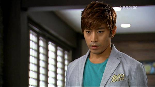 Myung.Wol.the.Spy.E15.720p.HDTV.x264-AREA11.mkv_20110904_132624.jpg