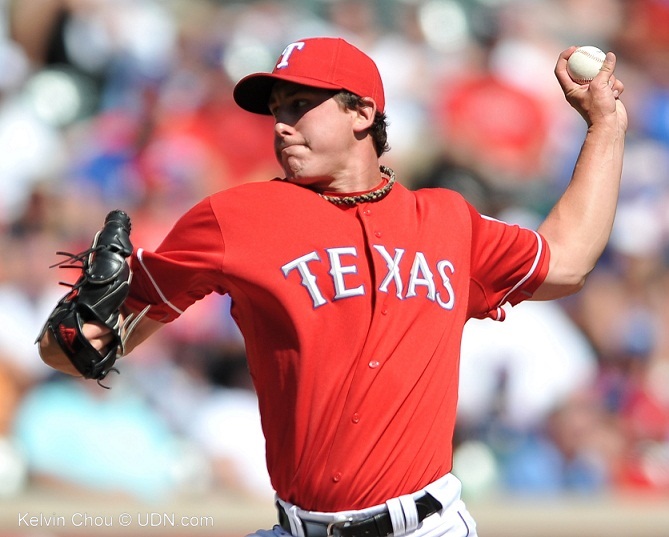 Derek Holland-2-s.jpg