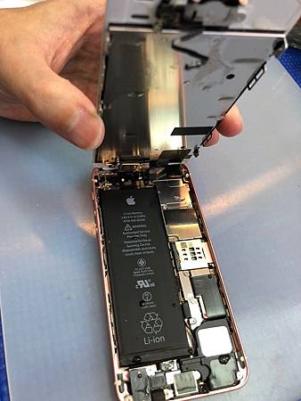 Iphone維修推薦 Profix Iphone手機泡水怎麼辦 手機進水維修要多少錢 桃園iphone維修 Iphone維修推薦 Profix Iphone維修桃園 Iphone 維修桃園 桃園iphone維修 桃園手機維修