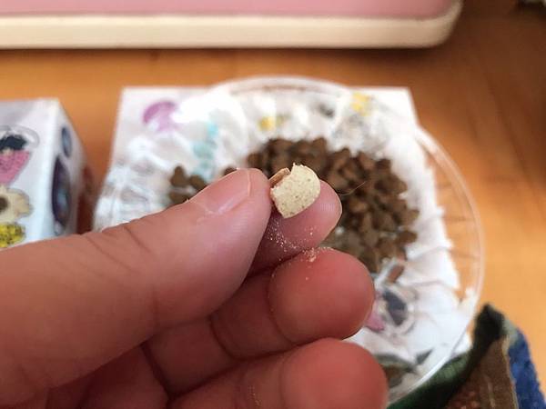 【真實分享】貓胃口不好:優果吃超級黑酵母(老貓照護、促進食慾 【真實分享】貓胃口不好:優果吃超級黑酵母(老貓照護、促進食慾