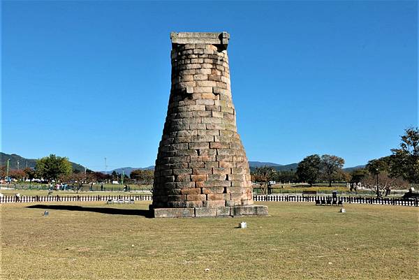 慶州 瞻星臺 (경주 첨성대) 慶州 瞻星臺 (경주 첨성대)