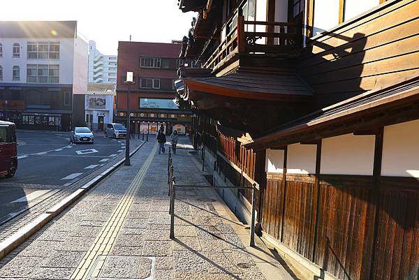 2025日本九州四國本州之旅 - 愛媛縣松山市 道後溫泉本館 2025日本九州四國本州之旅 - 愛媛縣松山市 道後溫泉本館