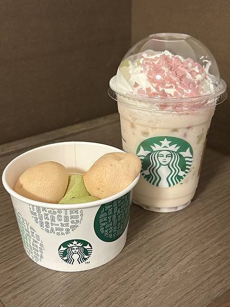 2024我在沖繩過新年 Day7 Starbucks櫻花季/