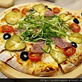 P1490878櫻桃燻鴨PIZZA.JPG