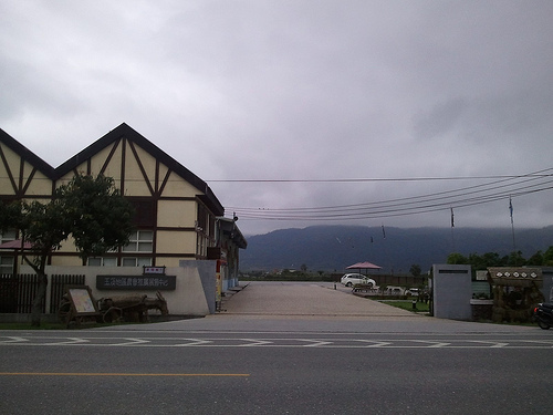 C360_2011-05-16 17-49-26