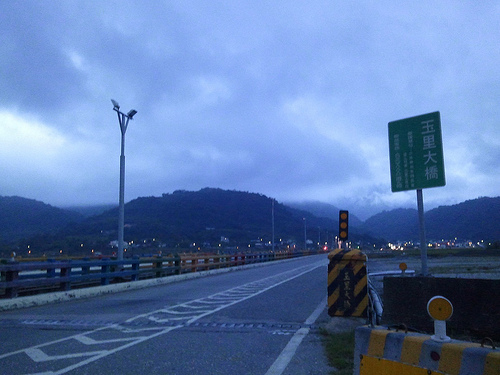 C360_2011-05-16 18-25-28