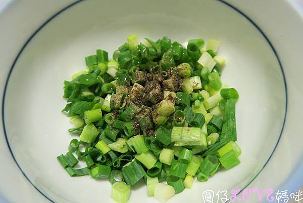 蔥花熱狗麵包11.JPG