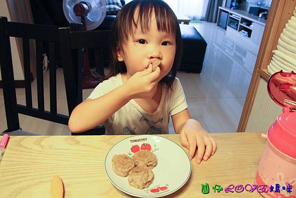 香烤芋泥球5.jpg 香烤芋泥球5.jpg