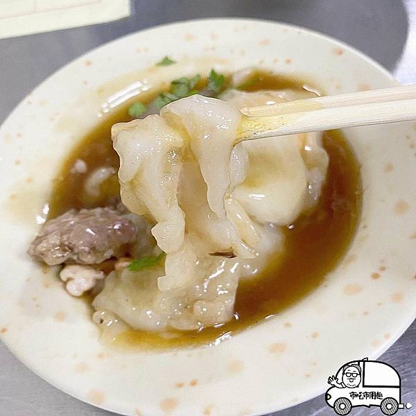 0台南市西港區中山路好圓發蝦仁肉圓 ~先吃飽再回家