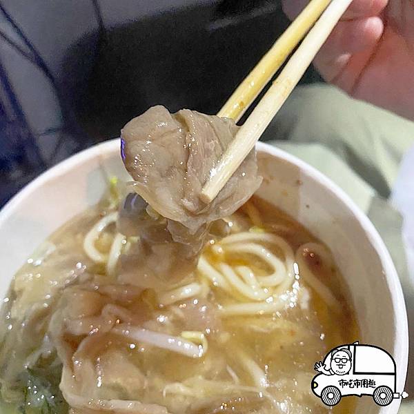 0台南市仁德區二行一路阿忠簡單食堂~和學生搶美食