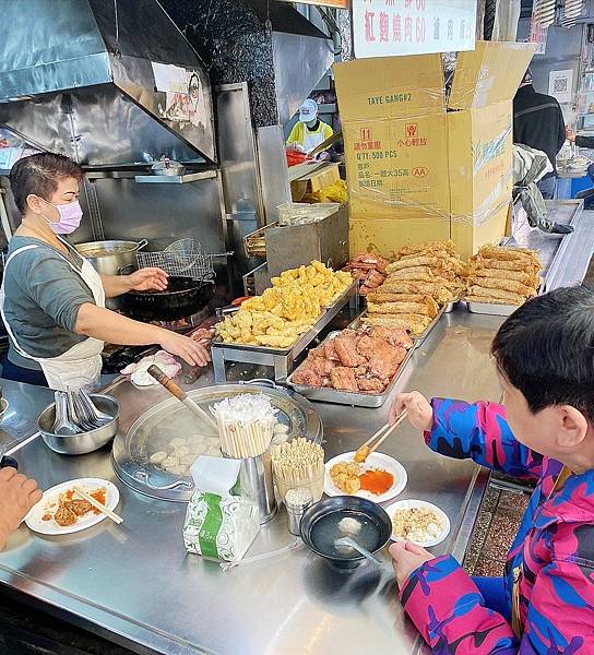 基隆市仁愛區仁三路古早味雞捲大王~吃美食最怕吃到這種....