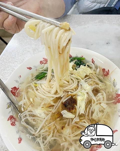 台東縣台東市正氣路享受攤 麵飯滷味~一攤通通有~