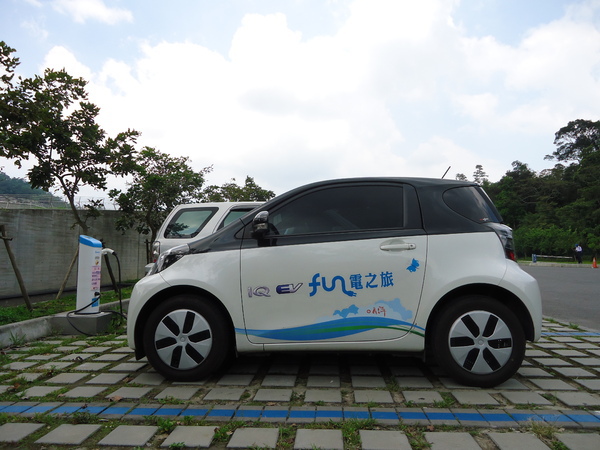 和運租車(日月潭水社站):【日月潭】搭上TOYOTA電動車~來個日月潭FUN電之旅吧 和運租車(日月潭水社站):【日月潭】搭上TOYOTA電動車~來個日月潭FUN電之旅吧