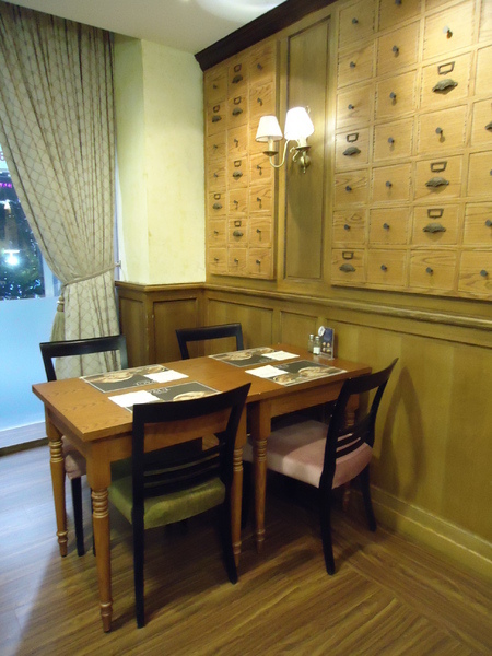 PAUL保羅麵包沙龍(台中新光三越中港店):【PAUL台中店】 PAUL 花都小酒館料理~~~保羅麵包沙龍(台中中港店) PAUL保羅麵包沙龍(台中新光三越中港店):【PAUL台中店】 PAUL 花都小酒館料理~~~保羅麵包沙龍(台中中港店)
