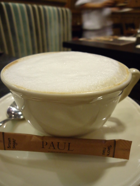 PAUL保羅麵包沙龍(台中新光三越中港店)：【PAUL台中店】 PAUL 花都小酒館料理~~~保羅麵包沙龍(台中中港店)