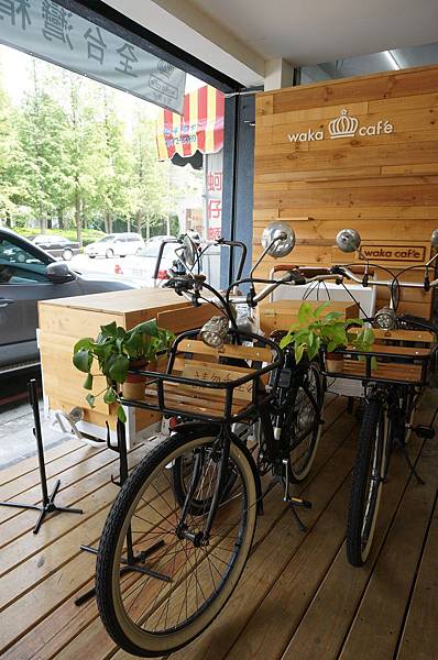 1.DSC05242.JPG 1.DSC05242.JPG