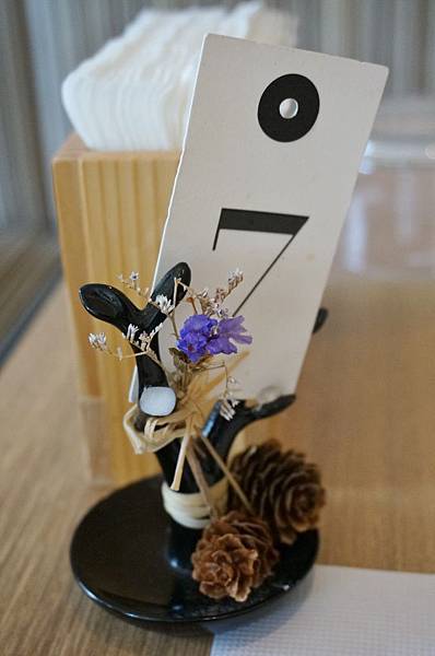 8.227873461.jpg 8.227873461.jpg