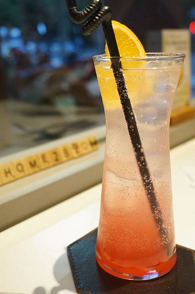 8.DSC01693.JPG 8.DSC01693.JPG