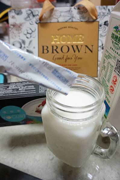 LRG_DSC03825.jpeg LRG_DSC03825.jpeg