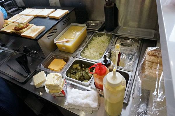 D17D03AB-E945-4C42-8466-FAFD5DFCF81B.jpeg D17D03AB-E945-4C42-8466-FAFD5DFCF81B.jpeg