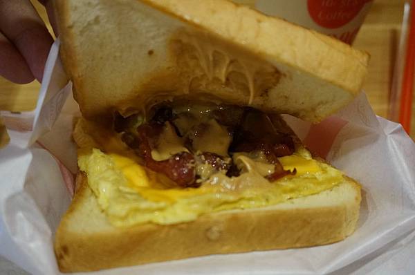 5AB80997-4E0E-46C3-84C3-34E6F1976090.jpeg 5AB80997-4E0E-46C3-84C3-34E6F1976090.jpeg