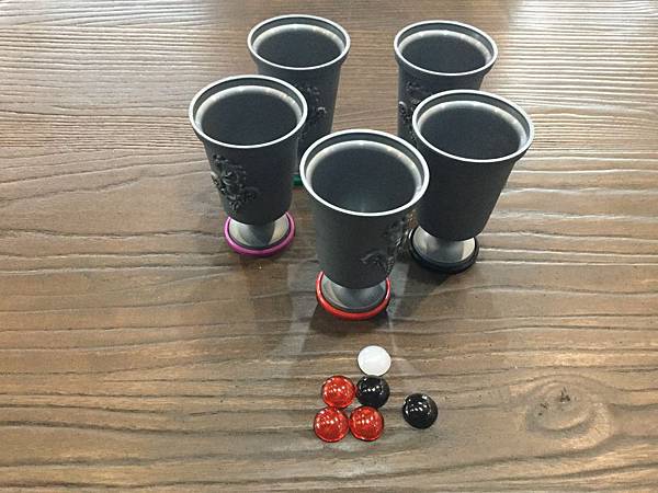 乾杯 Raise your Goblets 繁體中文版 開箱 乾杯 Raise your Goblets 繁體中文版 開箱