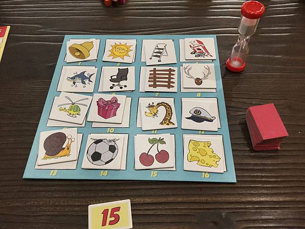 極簡大師 LEG LOS 開箱及規則介紹 by 高雄龐奇桌遊 極簡大師 LEG LOS 開箱及規則介紹 by 高雄龐奇桌遊