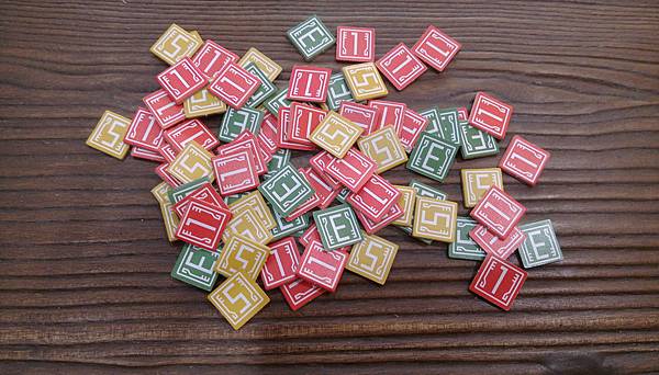 龍城對壘 DRAGON CASTLE繁體中文版 開箱及規則介 龍城對壘 DRAGON CASTLE繁體中文版 開箱及規則介