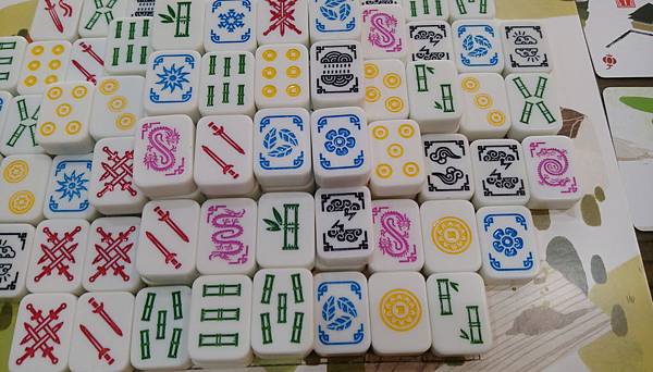 龍城對壘 DRAGON CASTLE繁體中文版 開箱及規則介 龍城對壘 DRAGON CASTLE繁體中文版 開箱及規則介