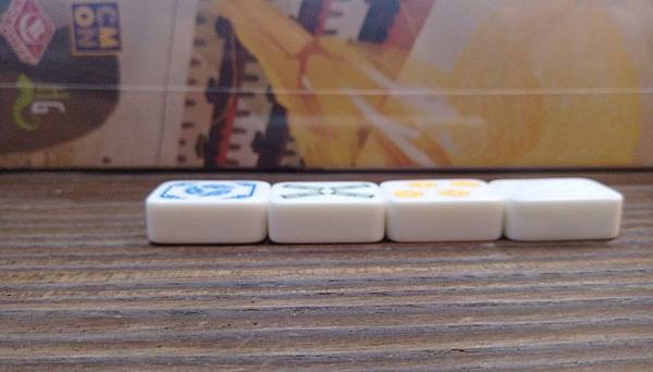 龍城對壘 DRAGON CASTLE繁體中文版 開箱及規則介 龍城對壘 DRAGON CASTLE繁體中文版 開箱及規則介