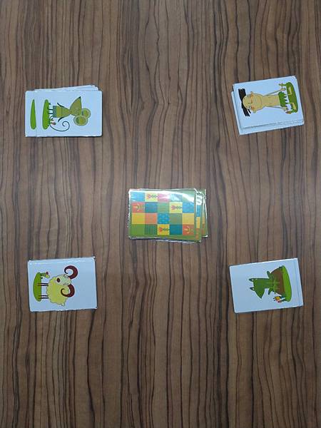 智人 Homo sapiens 附中文說明書 開箱及規則介紹 智人 Homo sapiens 附中文說明書 開箱及規則介紹