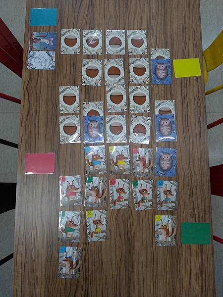 松鼠取堅果 Squeeerrels 附中文說明書 開箱及規則 松鼠取堅果 Squeeerrels 附中文說明書 開箱及規則