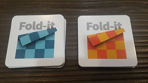 摺足先登 Fold-it 繁體中文版 開箱及規則介紹 by 摺足先登 Fold-it 繁體中文版 開箱及規則介紹 by