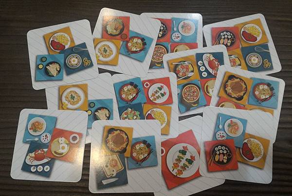 摺足先登 Fold-it 繁體中文版 開箱及規則介紹 by 摺足先登 Fold-it 繁體中文版 開箱及規則介紹 by