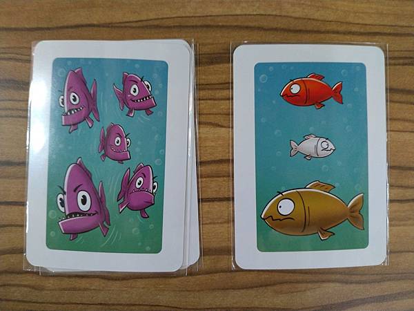 大魚吃小魚 PIRANHAS 繁體中文版 開箱及規則介紹 b 大魚吃小魚 PIRANHAS 繁體中文版 開箱及規則介紹 b