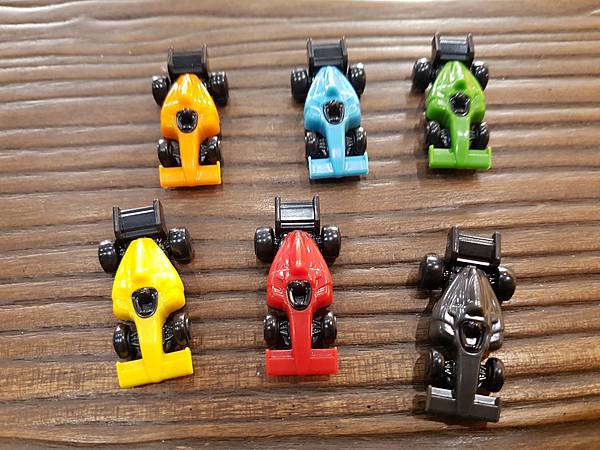 玩命賽道 DOWNFORCE 繁體中文版 開箱及規則介紹 b 玩命賽道 DOWNFORCE 繁體中文版 開箱及規則介紹 b