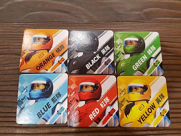 玩命賽道 DOWNFORCE 繁體中文版 開箱及規則介紹 b 玩命賽道 DOWNFORCE 繁體中文版 開箱及規則介紹 b