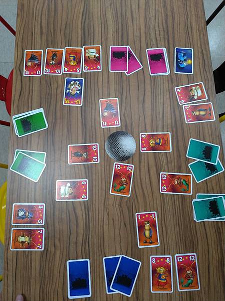 蟲蟲派對 Party Bugs 繁體中文版 開箱及規則介紹 蟲蟲派對 Party Bugs 繁體中文版 開箱及規則介紹