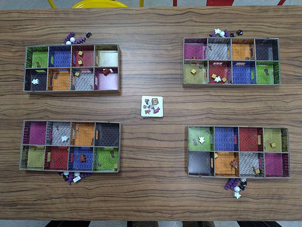 晃晃詭宅 Panic Mansion 繁體中文版 開箱及規則 晃晃詭宅 Panic Mansion 繁體中文版 開箱及規則