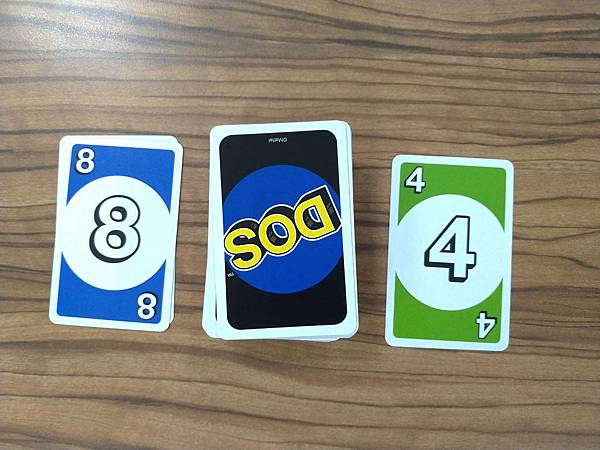 DOS Card Game 附中文說明書 開箱及規則介紹 b DOS Card Game 附中文說明書 開箱及規則介紹 b