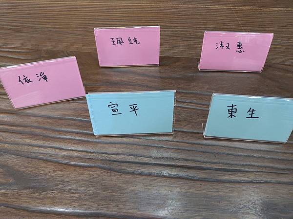 謀殺之謎:完美社區 劇本殺遊戲 開箱及規則介紹 by 高雄龐