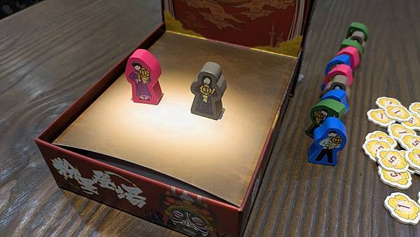 粉墨登場 Onstage 繁體中文版 開箱及規則介紹 by 粉墨登場 Onstage 繁體中文版 開箱及規則介紹 by