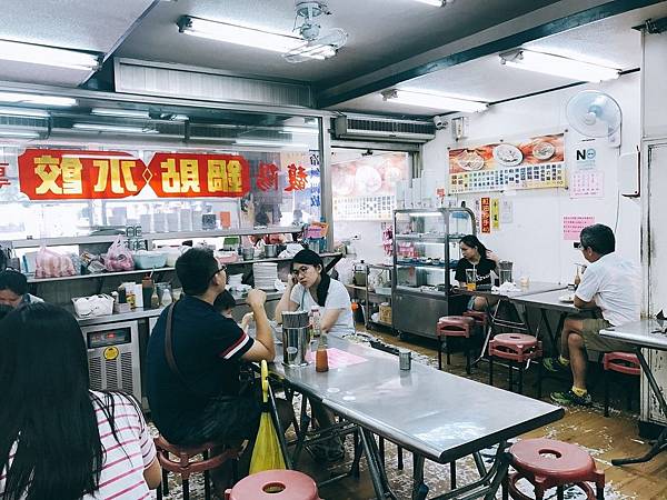 馥陽鍋貼水餃專賣店店內