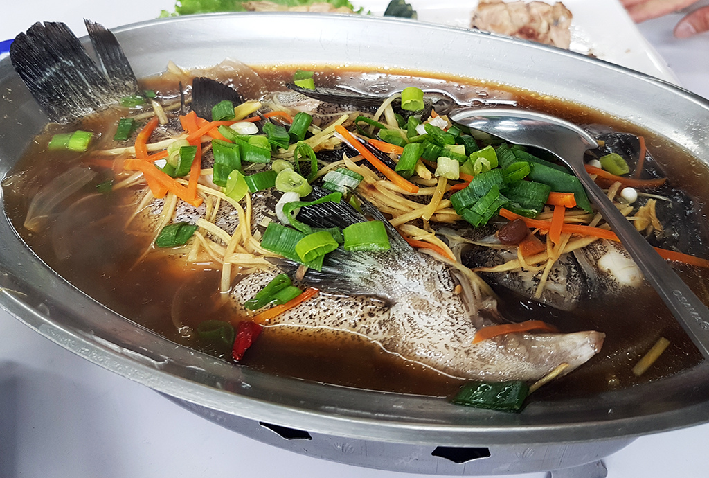 08清蒸鱸魚.jpg - 竹南漁泉海鮮料理