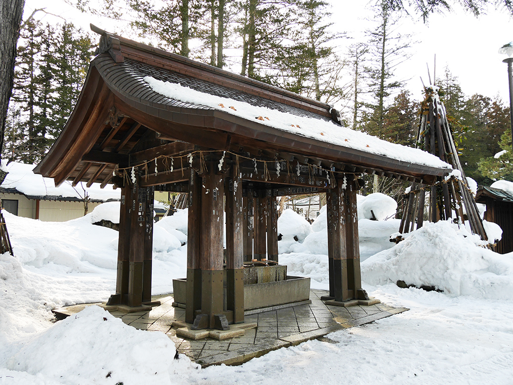 18手水舍.jpg - 日本山形縣米澤市松岬公園、上杉神社