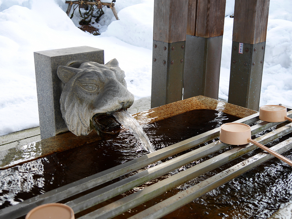 19手水舍.jpg - 日本山形縣米澤市松岬公園、上杉神社