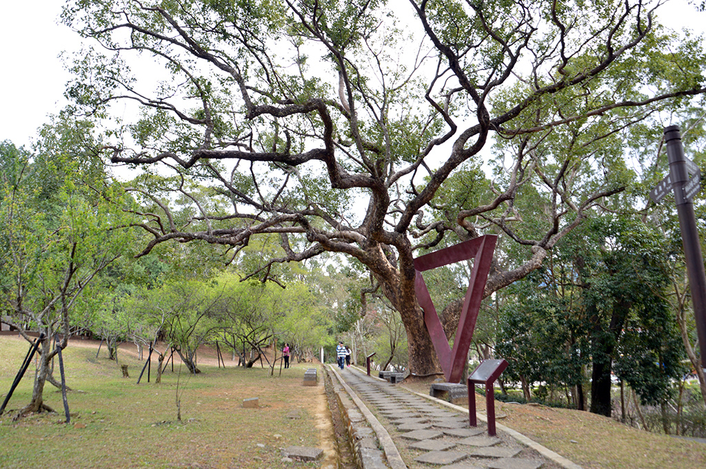 17-2大型雕塑.jpg - 桃園角板山行館