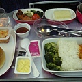 飛機餐也有泡菜.jpg