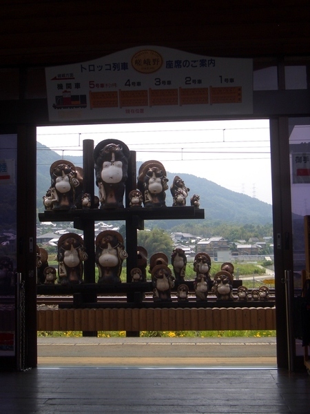 沒錯!我們要坐的就是嵯峨嵐山觀光小火車!